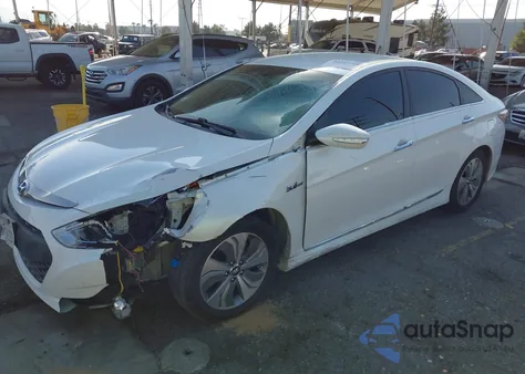 2014 Hyundai Sonata Hybrid Limited z USA, uszkodzony, nr VIN KMHEC4A42EA112124